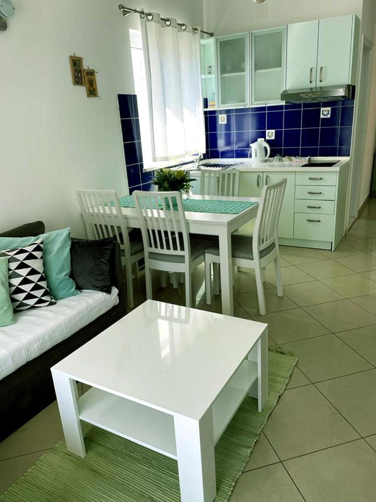 Apartments Ivandic Тучепи Экстерьер фото