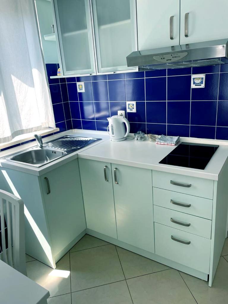 Apartments Ivandic Тучепи Экстерьер фото