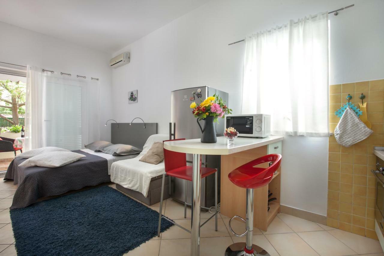 Apartments Ivandic Тучепи Экстерьер фото